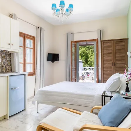 Апартаменты Estia B - & *